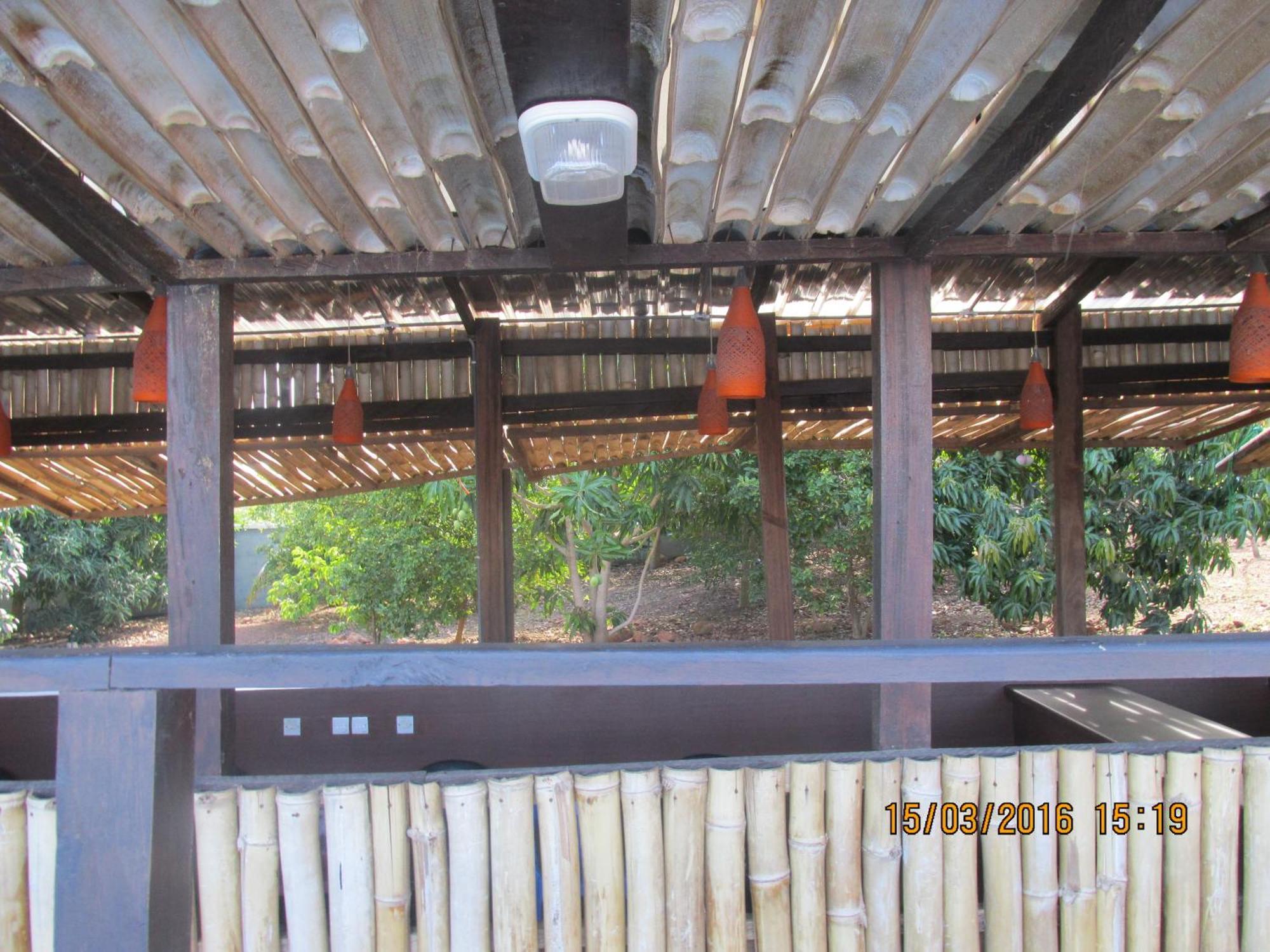Jamaica Inn Guest House Botianaw Экстерьер фото